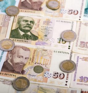 Валюта в Болгарії: як платити вигідно і безпечно (BGN)