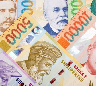 Валюта та гроші в Албанії: як платити вигідно і безпечно