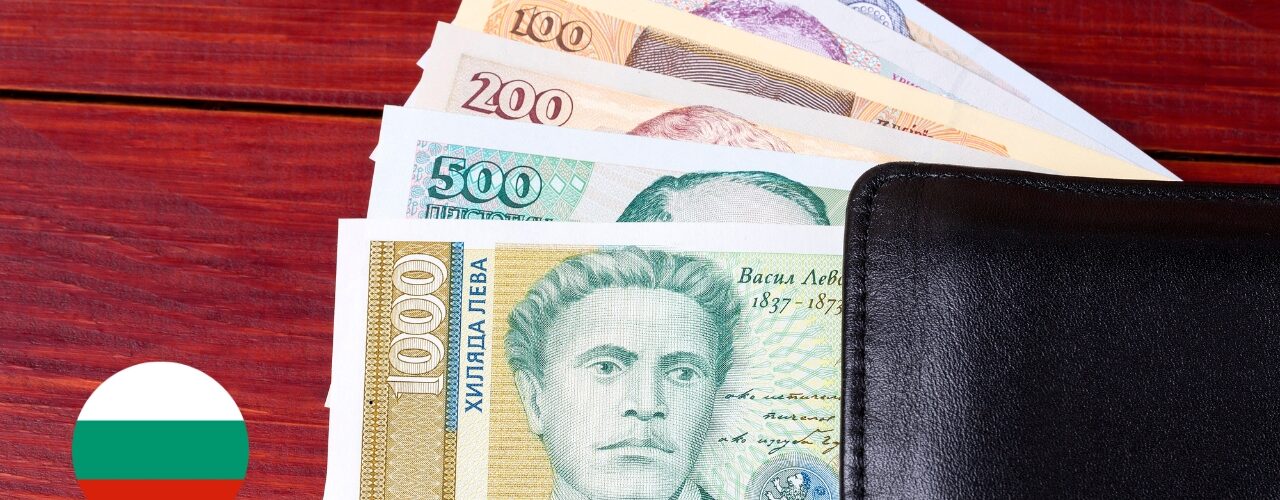 Чайові в Болгарії — скільки і кому залишати на відпочинку