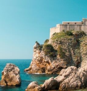 Скільки триває політ до Хорватії з Польщі?