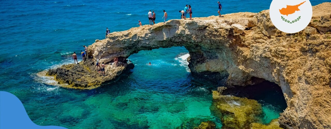 Ціни на Кіпрі скільки коштує відпустка з Польщі (PLN)