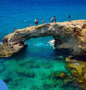 Ціни на Кіпрі скільки коштує відпустка з Польщі (PLN)