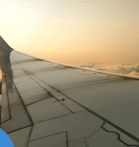 Скільки триває політ до Єгипту з Польщі?